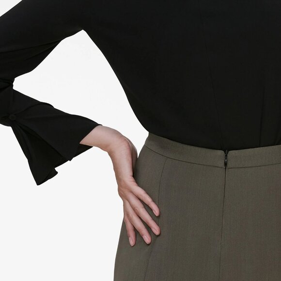 MM LaFleur The Sabrina Mock Neck Top - Picture 5 of 11